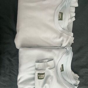 TWO- Daily Drills Oversized Crew S/M Color Lakeday